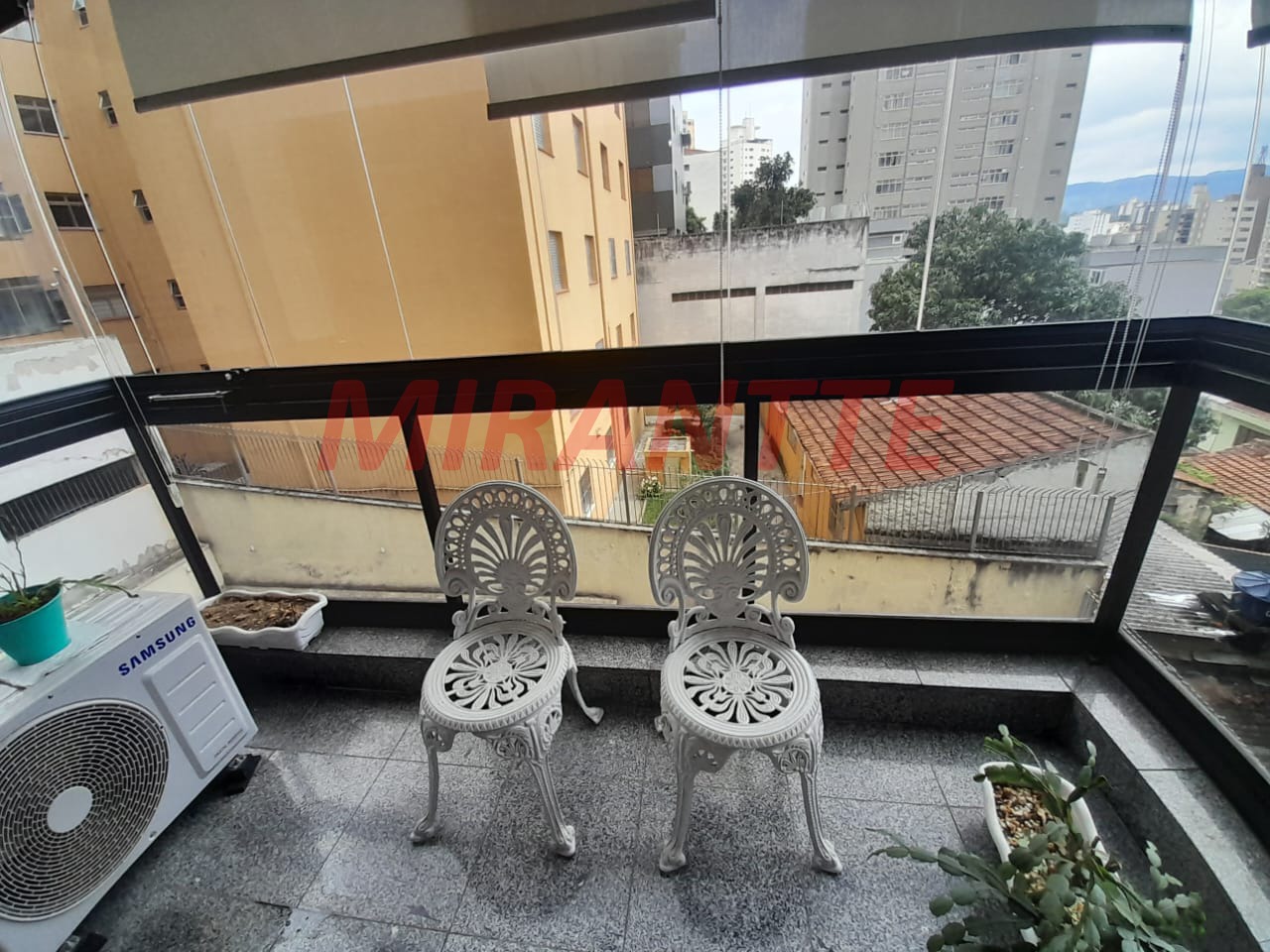 Apartamento de 120m² com 3 quartos em Água Fria