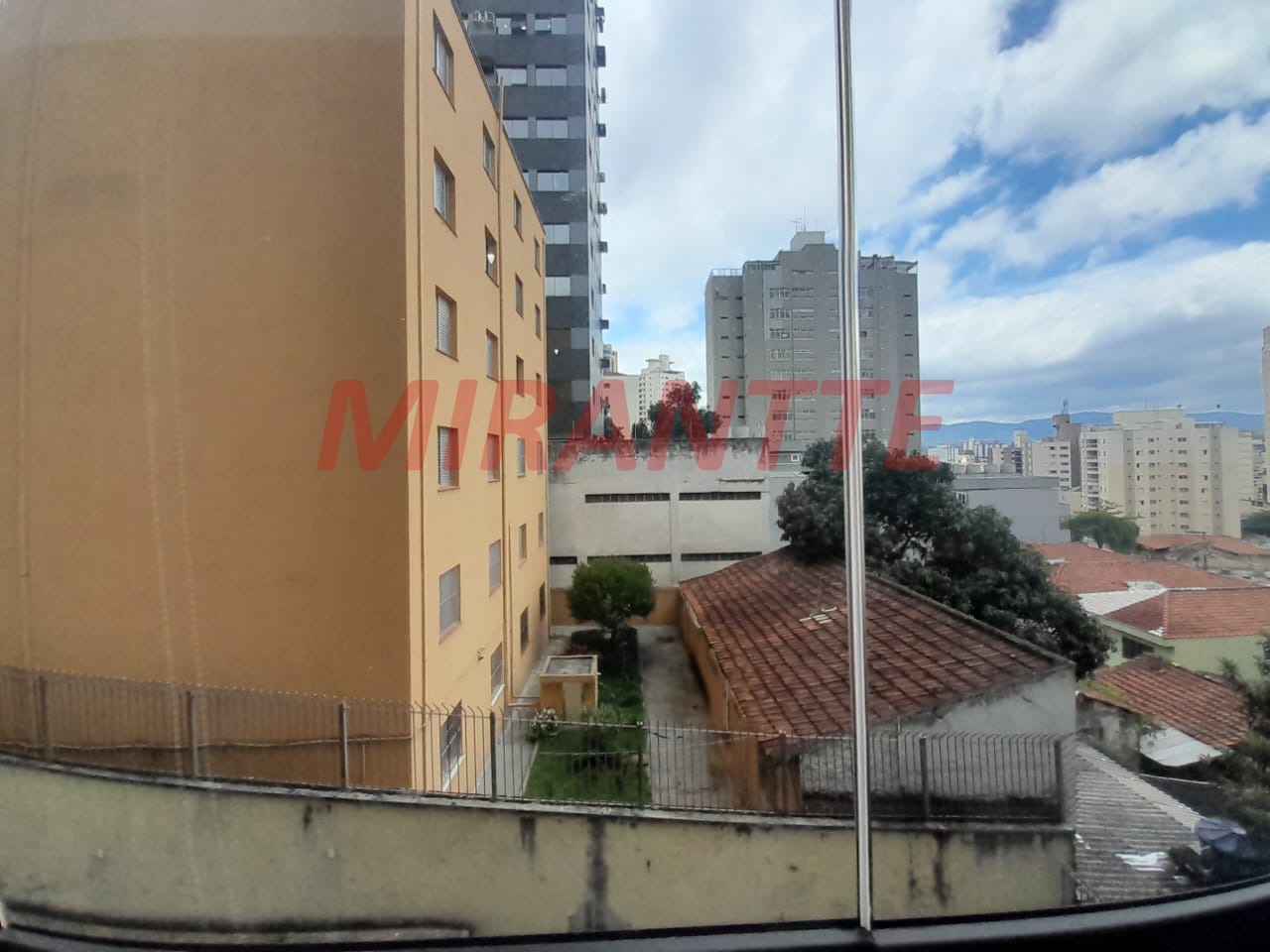 Apartamento de 120m² com 3 quartos em Água Fria