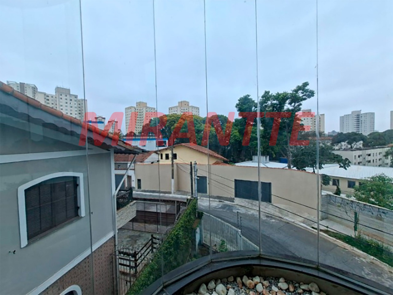 Sobrado de 280m² com 4 quartos em Jardim Consolata