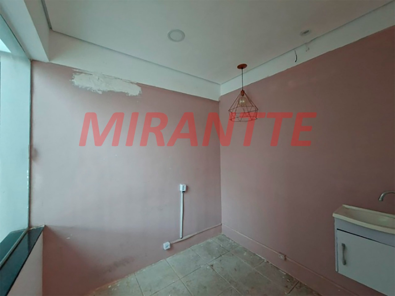 Sobrado de 280m² com 4 quartos em Jardim Consolata