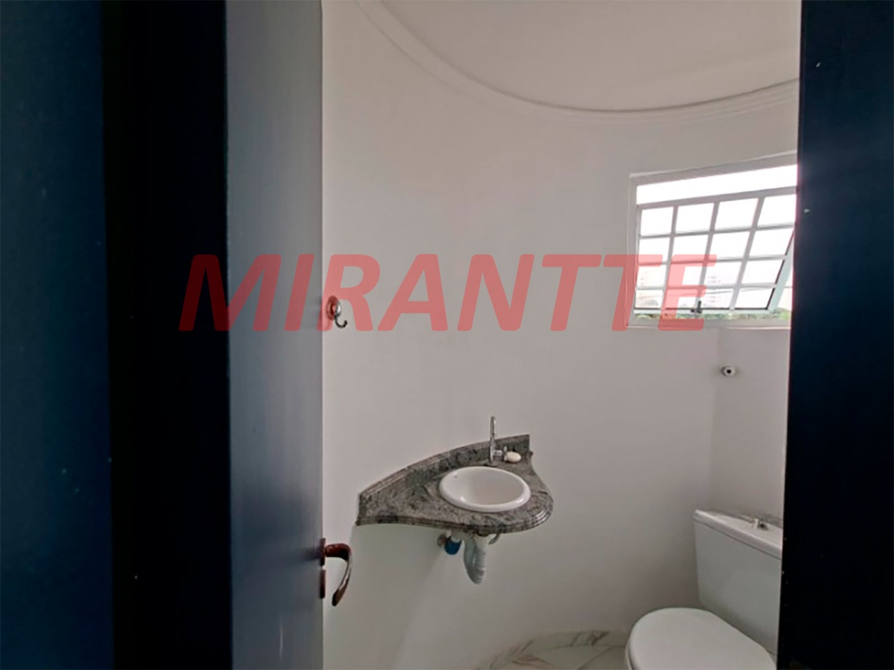 Sobrado de 280m² com 4 quartos em Jardim Consolata