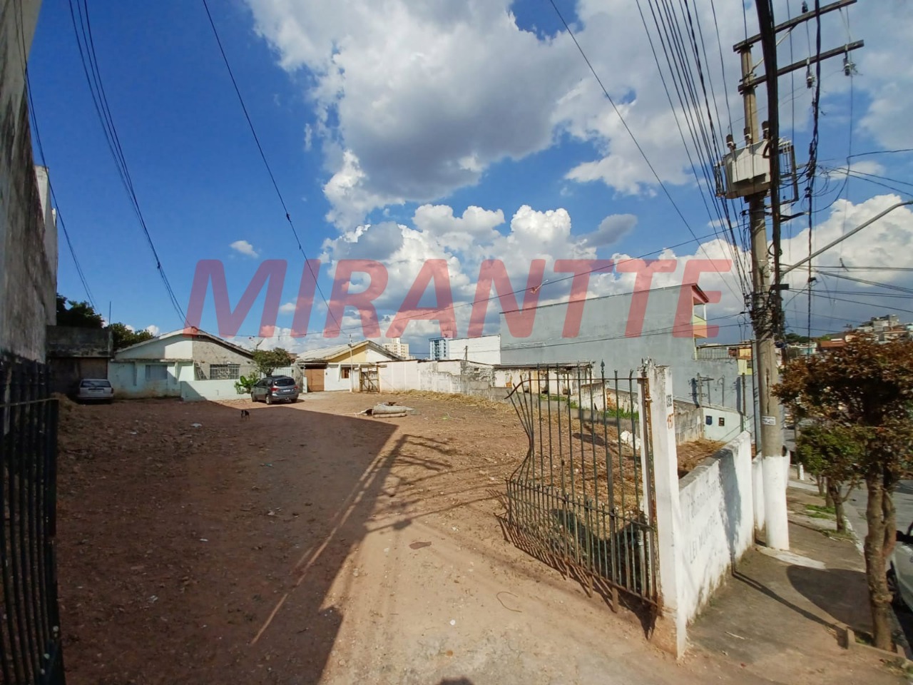 Terreno de 0m² em Casa Verde Alta