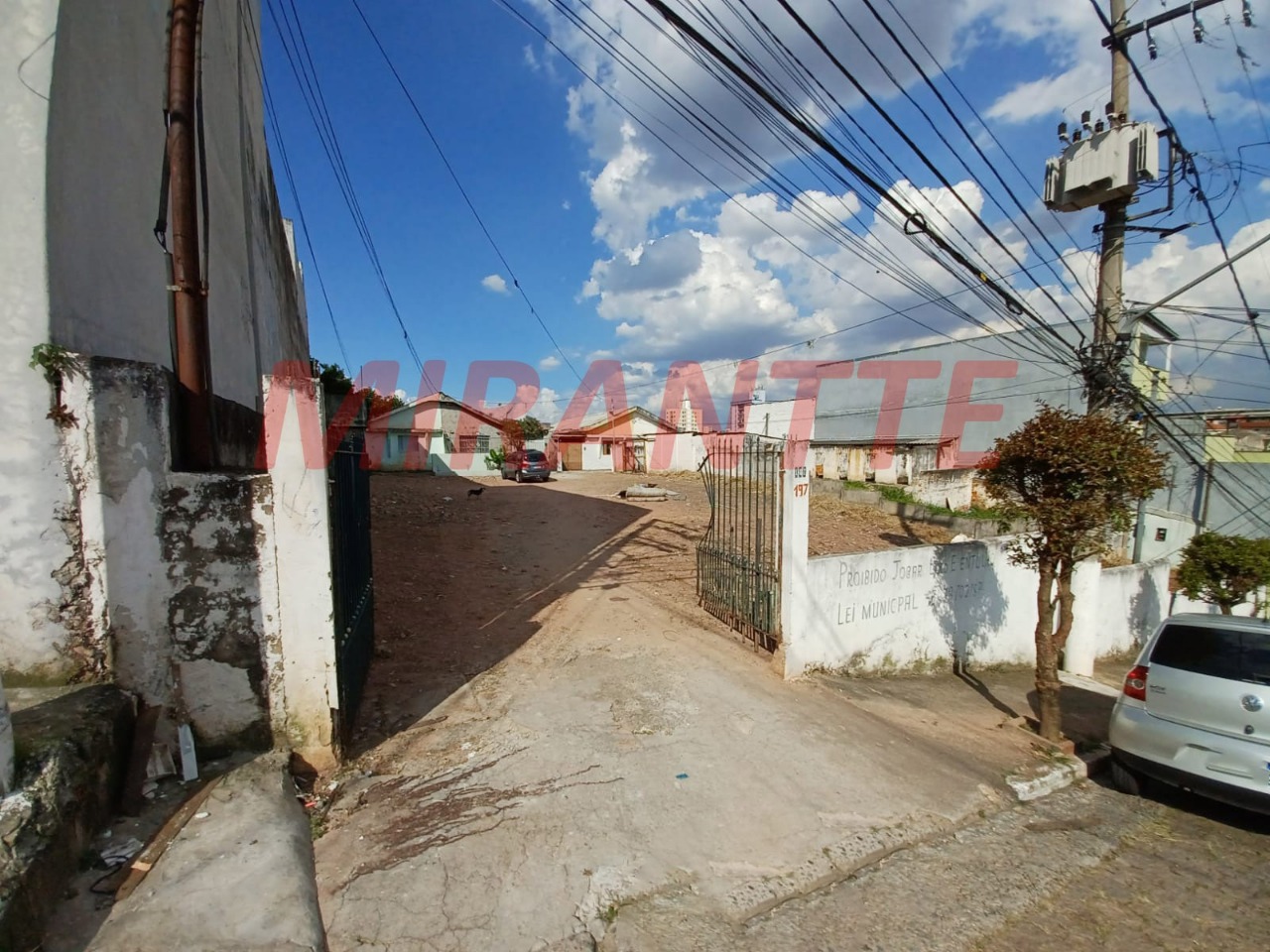 Terreno de 0m² em Casa Verde Alta