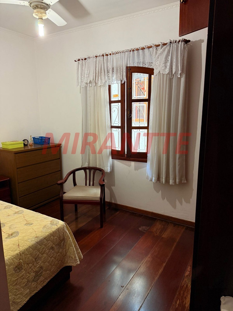 Sobrado de 203m² com 3 quartos em Vila Irmaos Arnoni