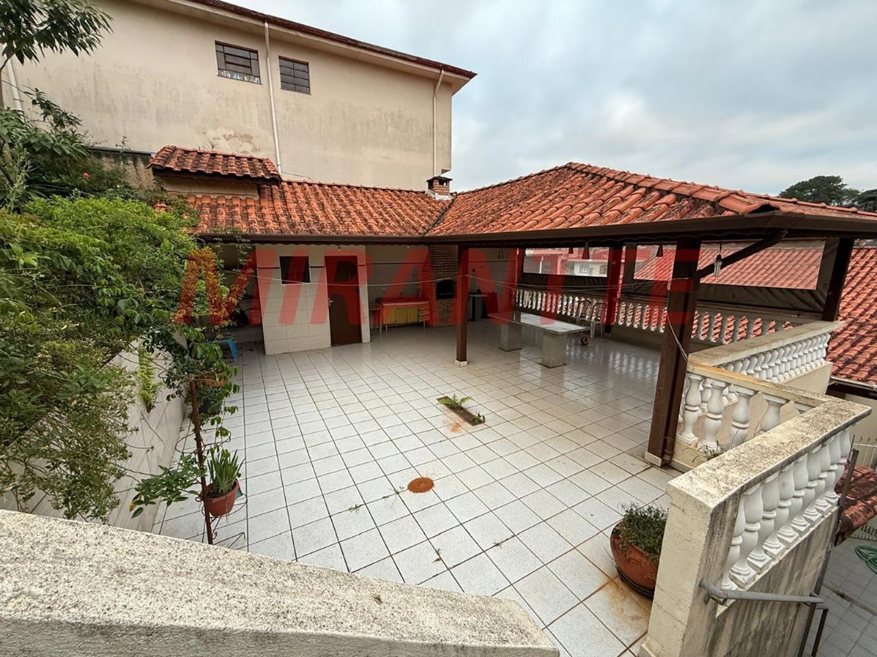 Sobrado de 203m² com 3 quartos em Vila Irmaos Arnoni