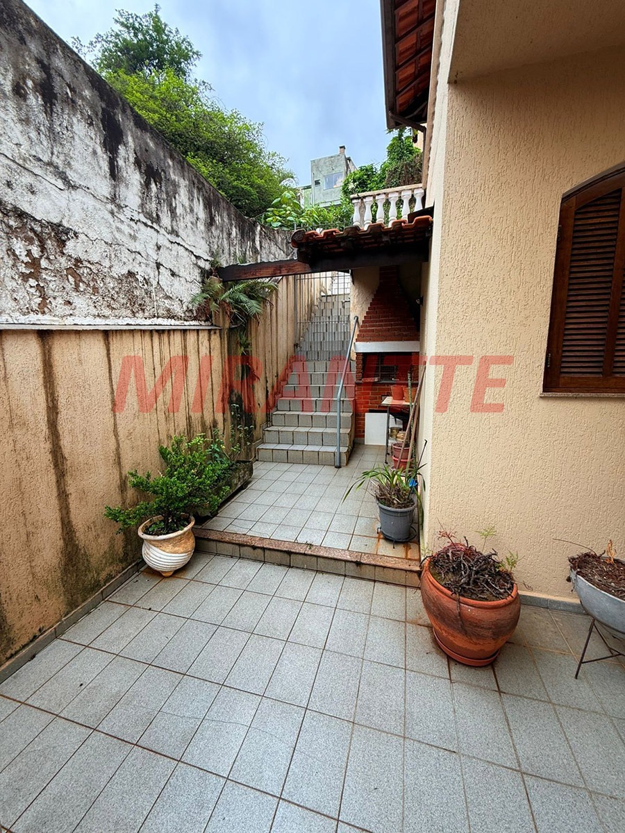 Sobrado de 203m² com 3 quartos em Vila Irmaos Arnoni