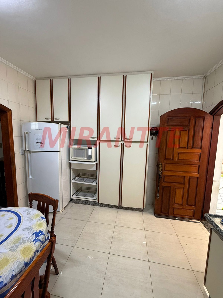 Sobrado de 203m² com 3 quartos em Vila Irmaos Arnoni