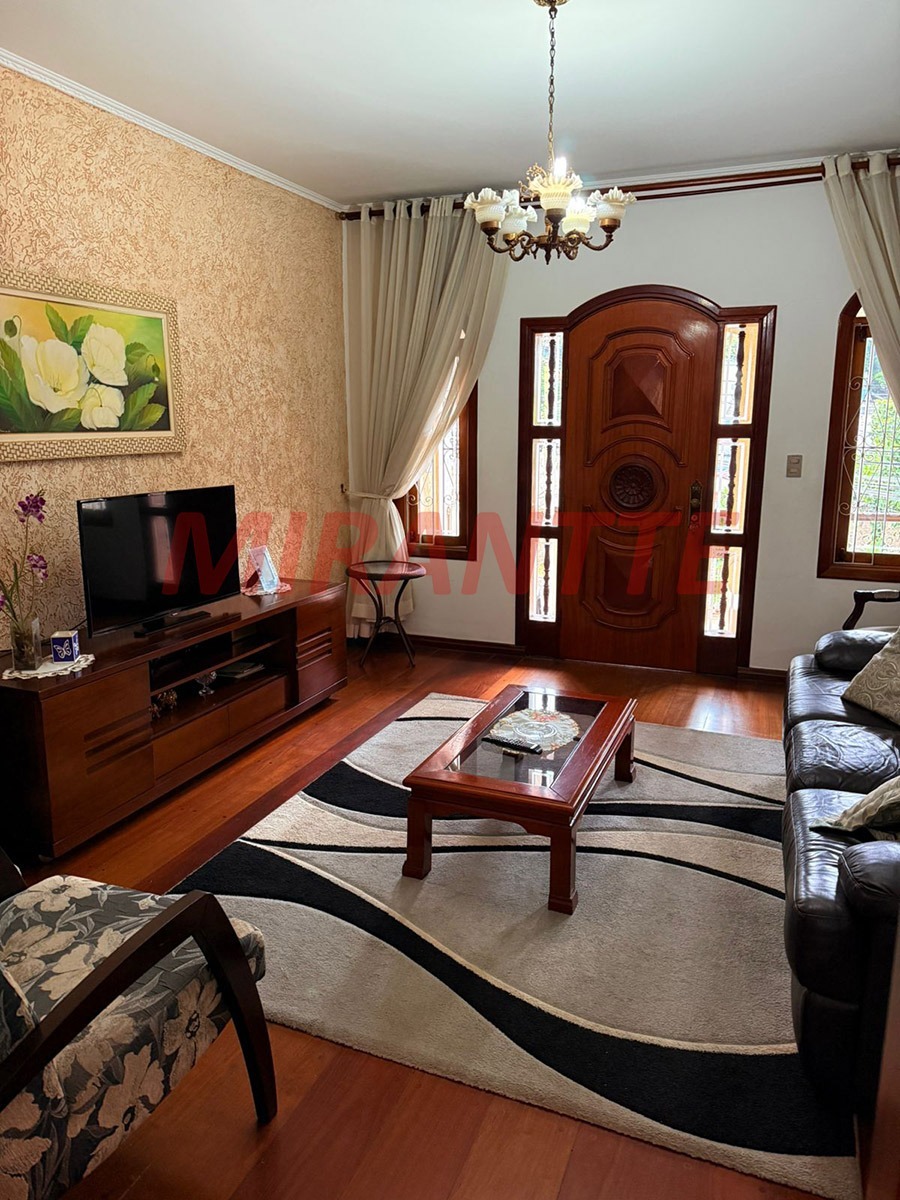 Sobrado de 203m² com 3 quartos em Vila Irmaos Arnoni