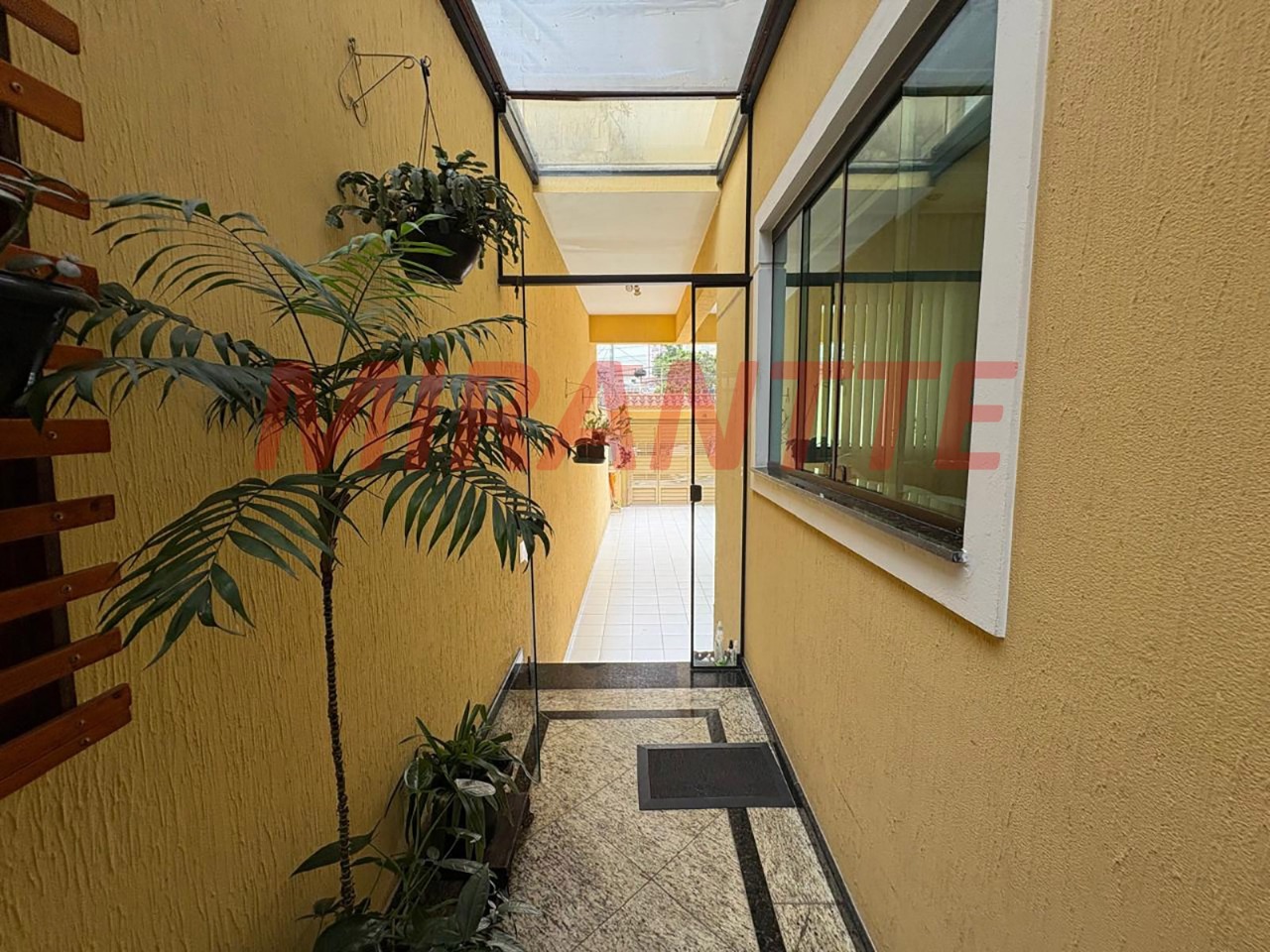 Sobrado de 178m² com 3 quartos em Vila Mazzei