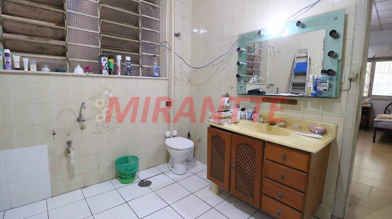 Sobrado de 414m² com 4 quartos em Vila Mariana