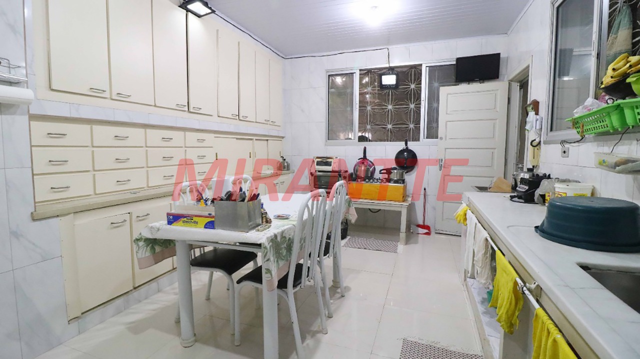 Sobrado de 414m² com 4 quartos em Vila Mariana