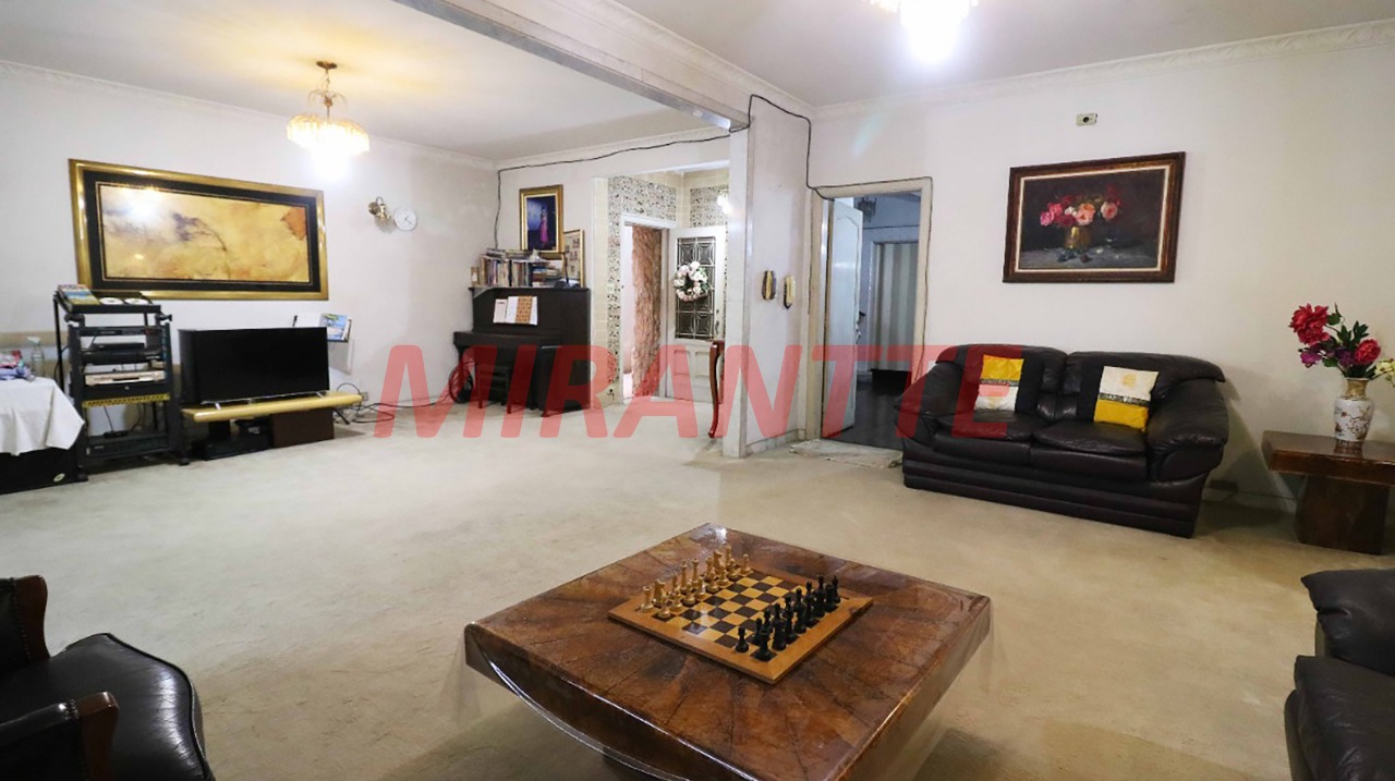 Sobrado de 414m² com 4 quartos em Vila Mariana