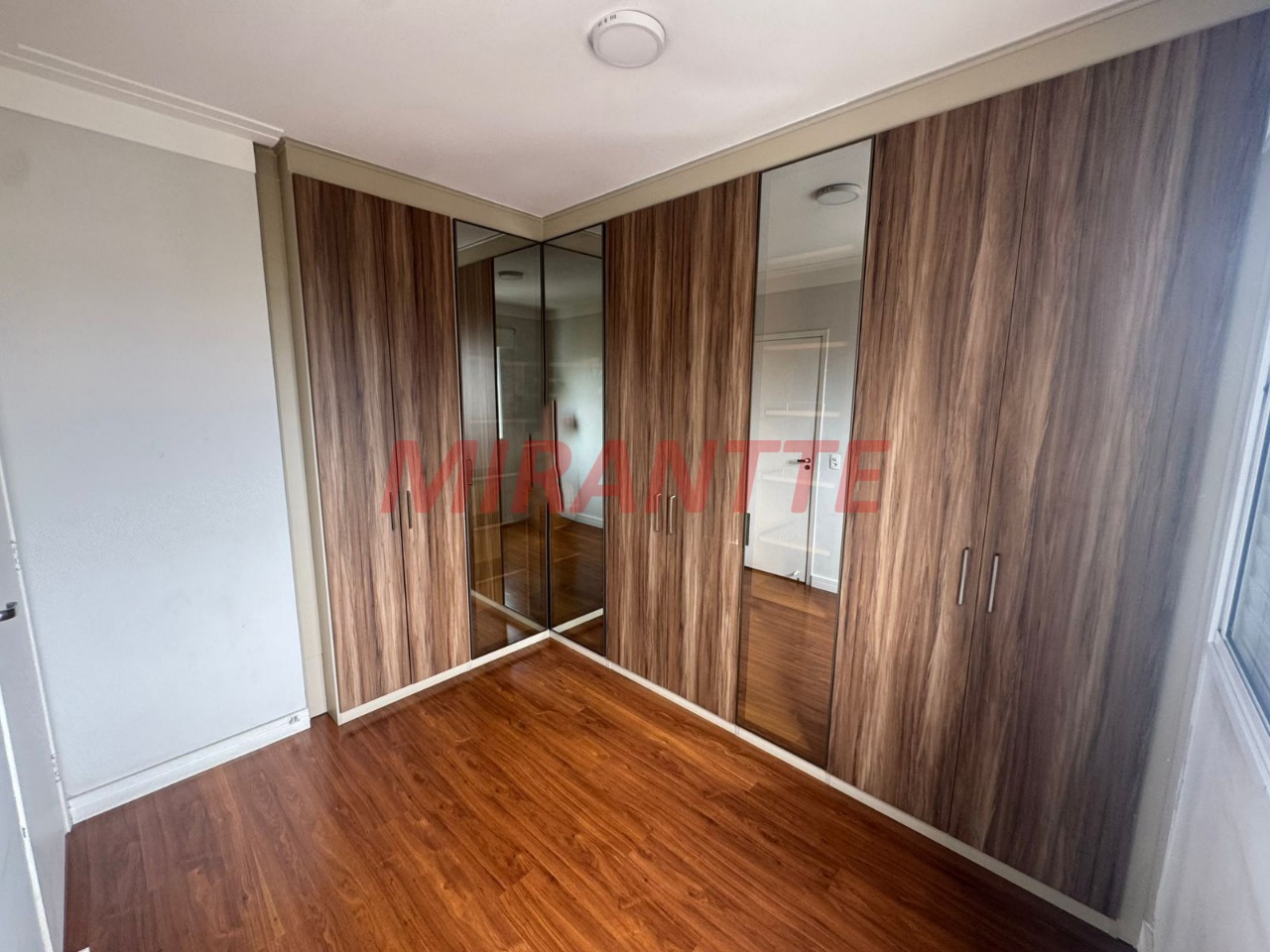 Apartamento de 111m² com 3 quartos em Santana