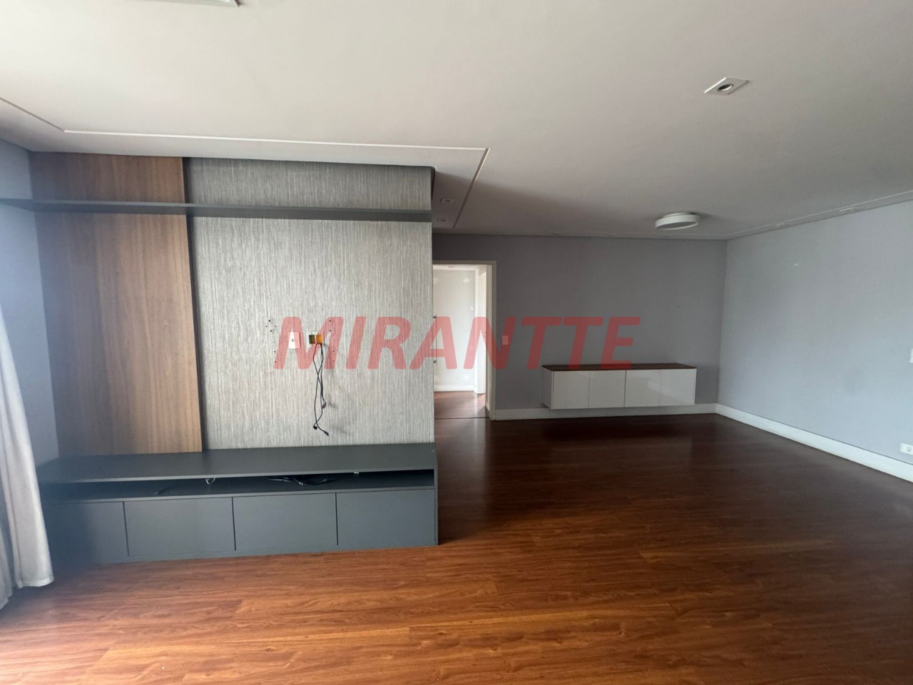 Apartamento de 111m² com 3 quartos em Santana