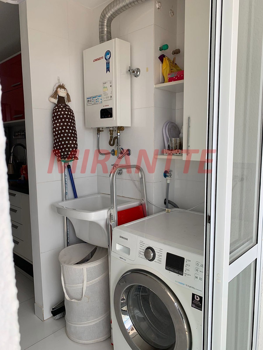 Apartamento de 62m² com 2 quartos em Vila Nivi