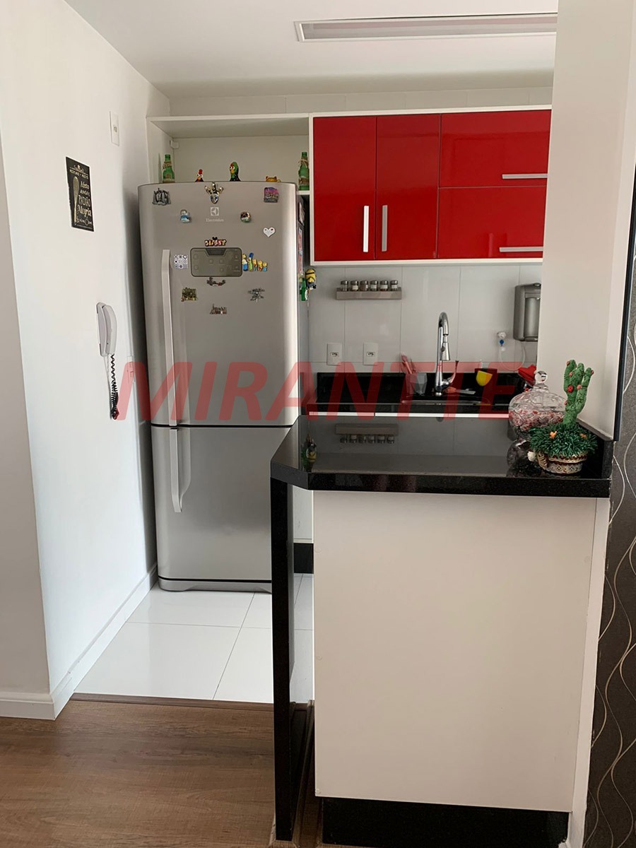 Apartamento de 62m² com 2 quartos em Vila Nivi