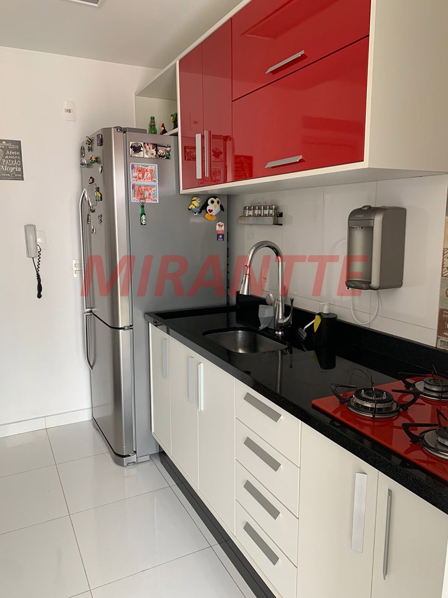 Apartamento de 62m² com 2 quartos em Vila Nivi