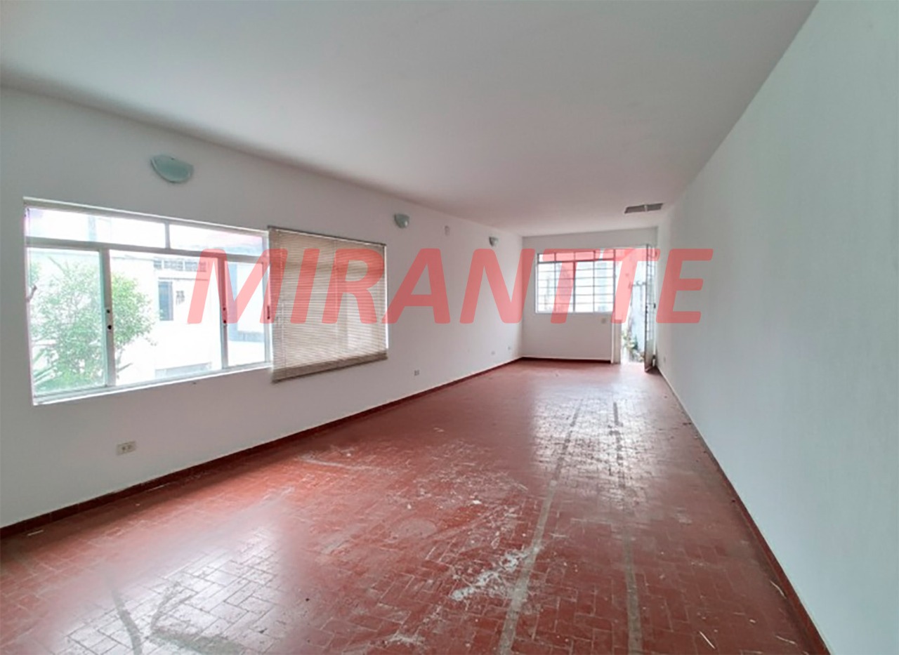 Sobrado de 318m² com 3 quartos em Vila Gustavo