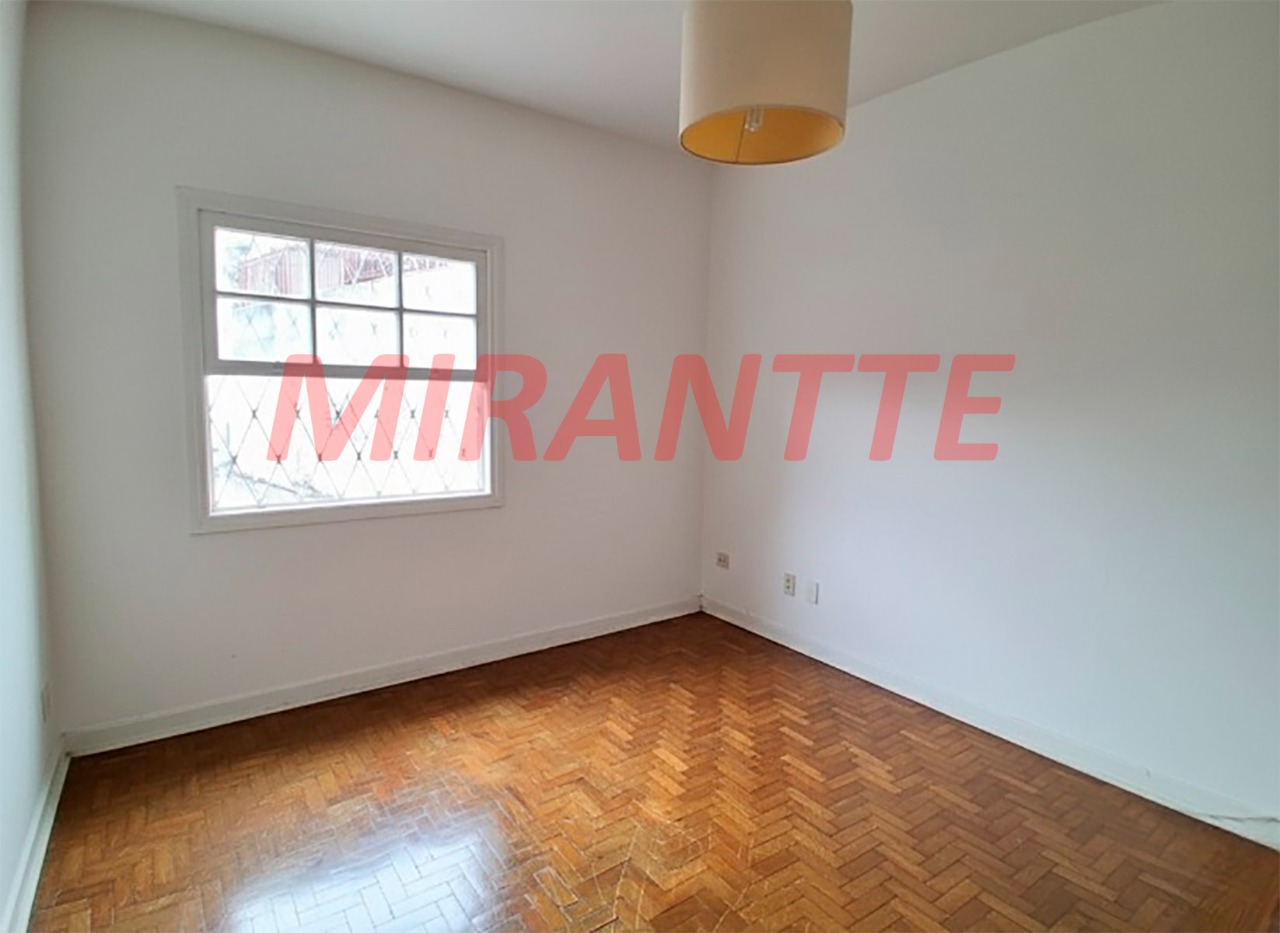 Sobrado de 318m² com 3 quartos em Vila Gustavo