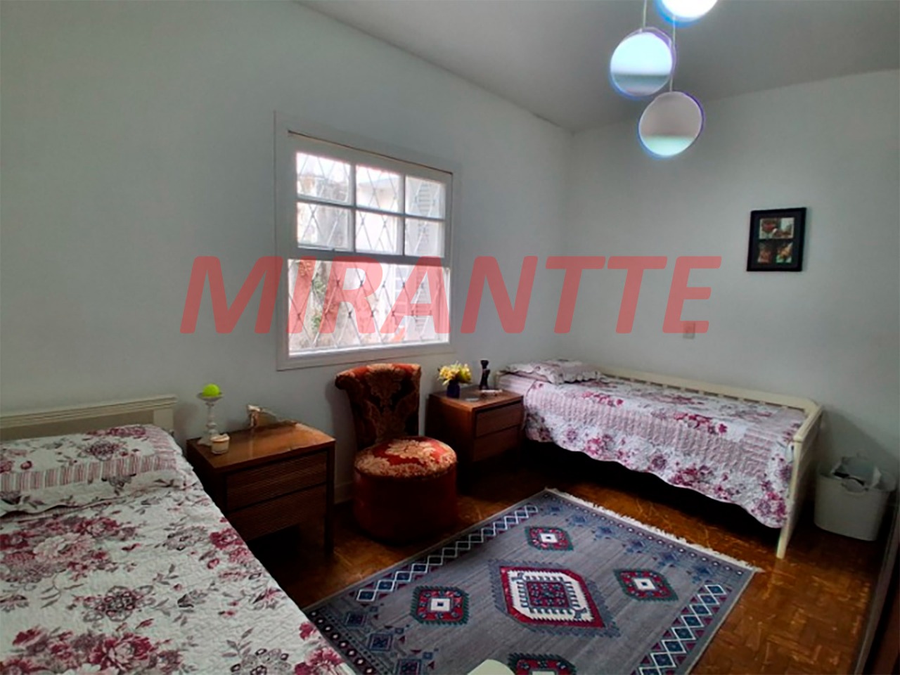 Sobrado de 318m² com 3 quartos em Vila Gustavo
