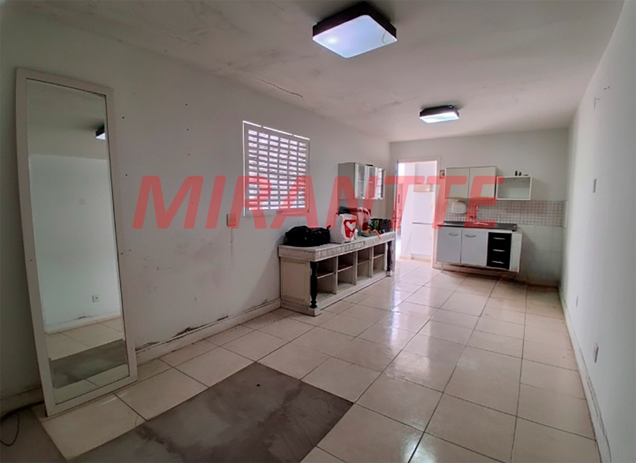 Sobrado de 318m² com 3 quartos em Vila Gustavo