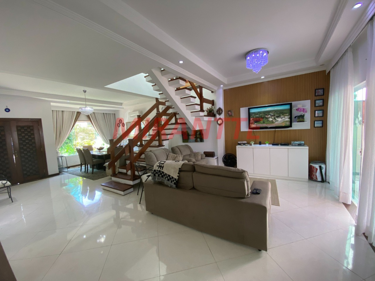 Cond. fechado de 280m² com 4 quartos em Balneário Praia do Pernambuco