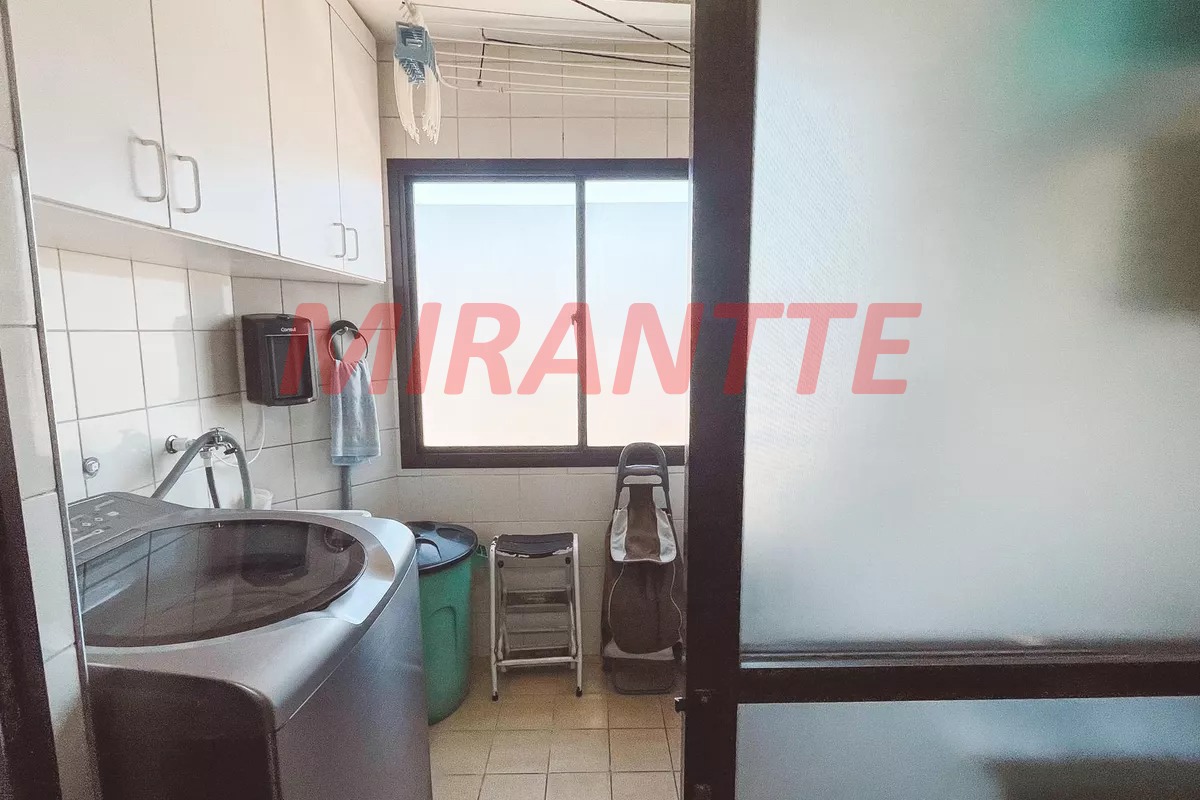 Apartamento de 74m² com 3 quartos em Santa Teresinha