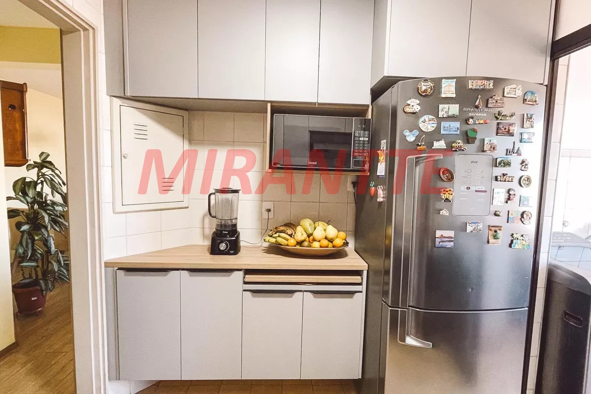 Apartamento de 74m² com 3 quartos em Santa Teresinha
