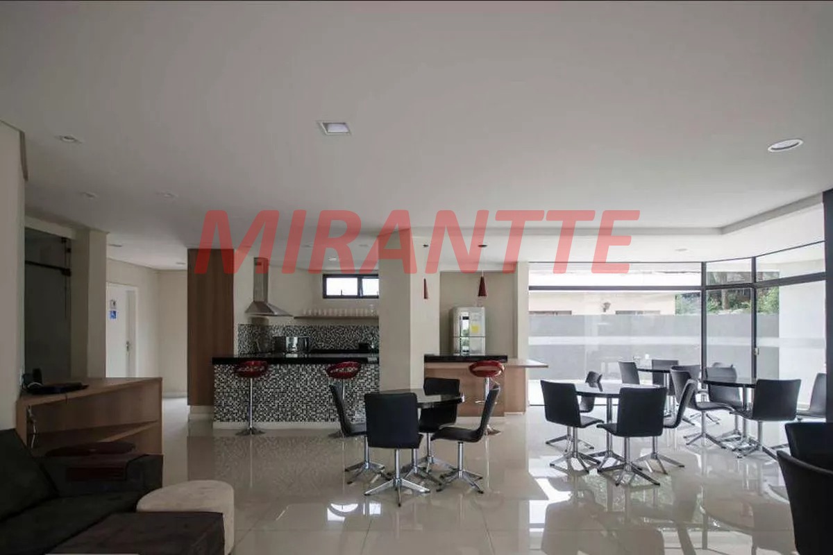 Apartamento de 74m² com 3 quartos em Santa Teresinha