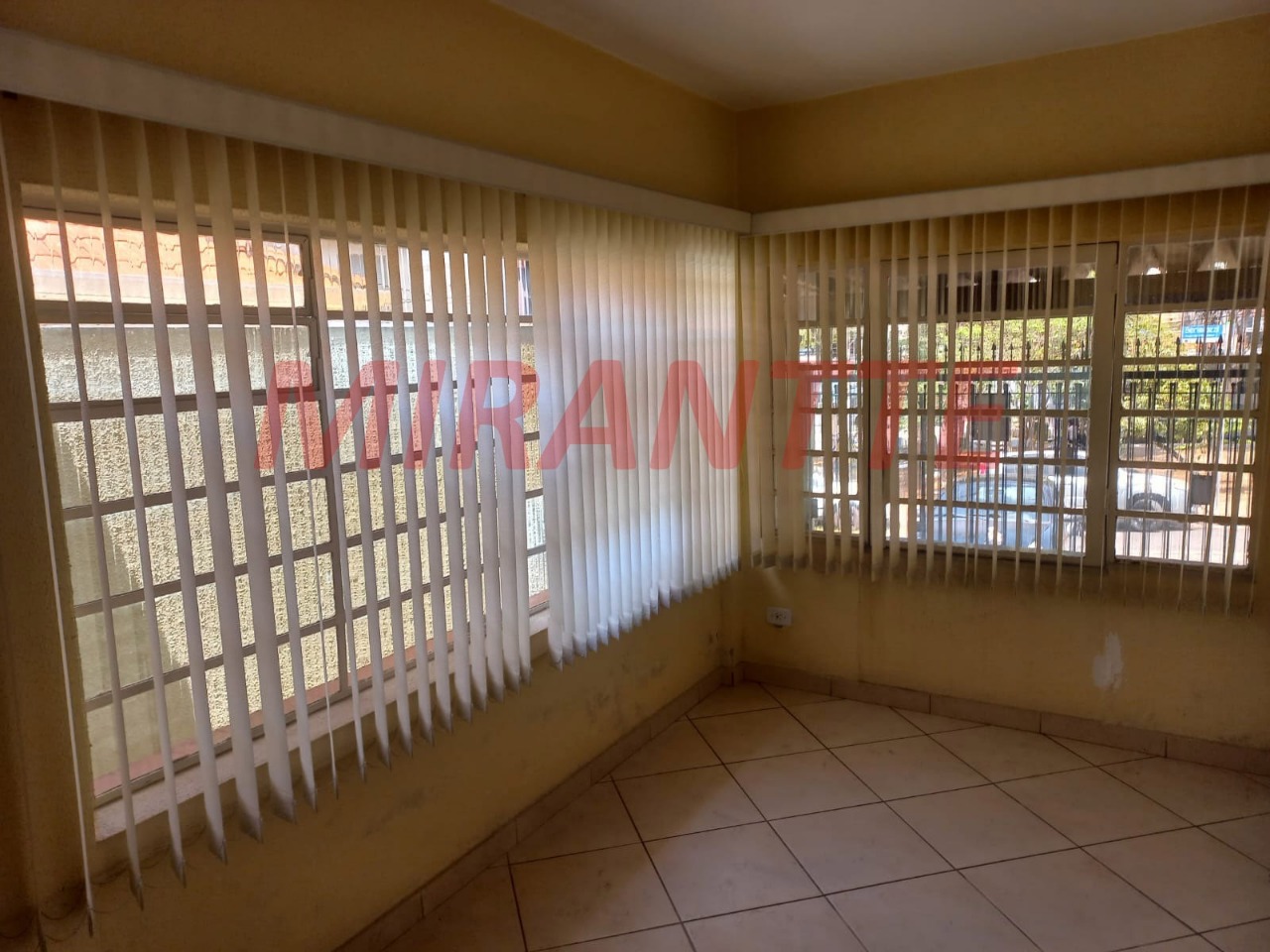 Casa terrea de 139m² com 3 quartos em Parque Vitória