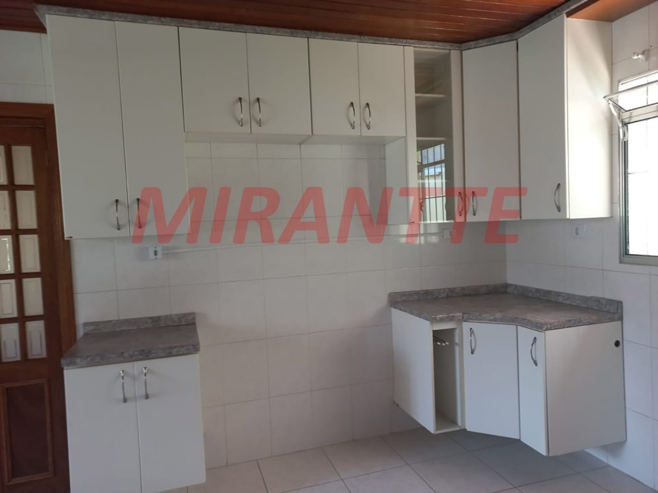 Casa terrea de 139m² com 3 quartos em Parque Vitória