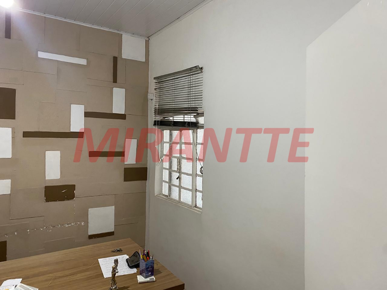 Comercial de 105m² em Santana
