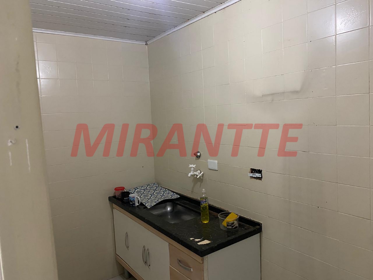 Comercial de 105m² em Santana