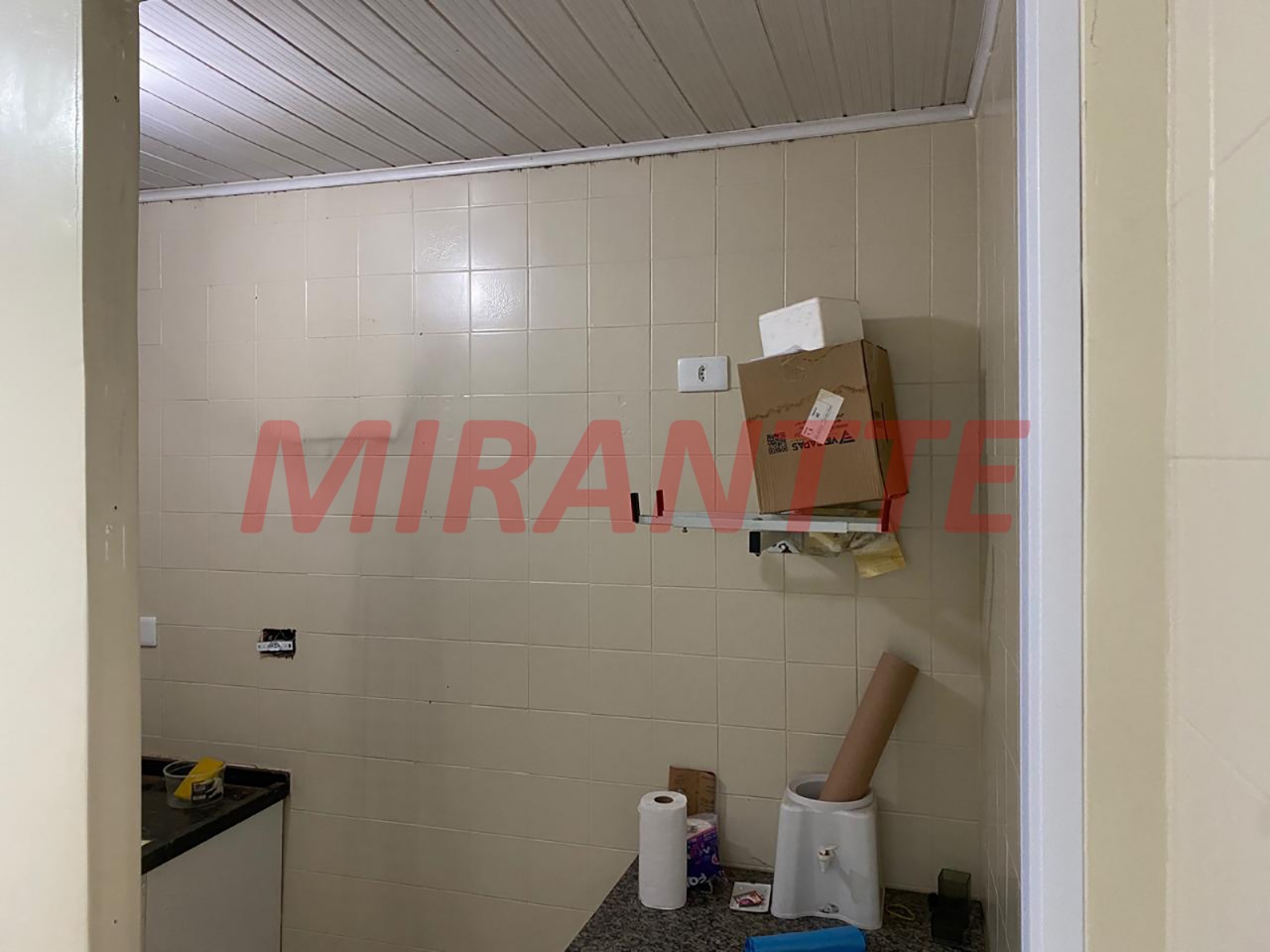 Comercial de 105m² em Santana