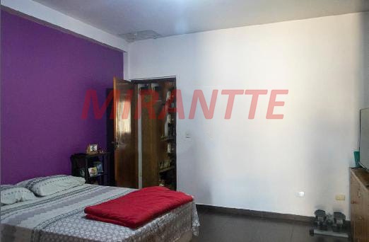 Sobrado de 160m² com 3 quartos em Santana