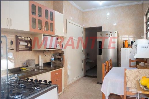 Sobrado de 160m² com 3 quartos em Santana