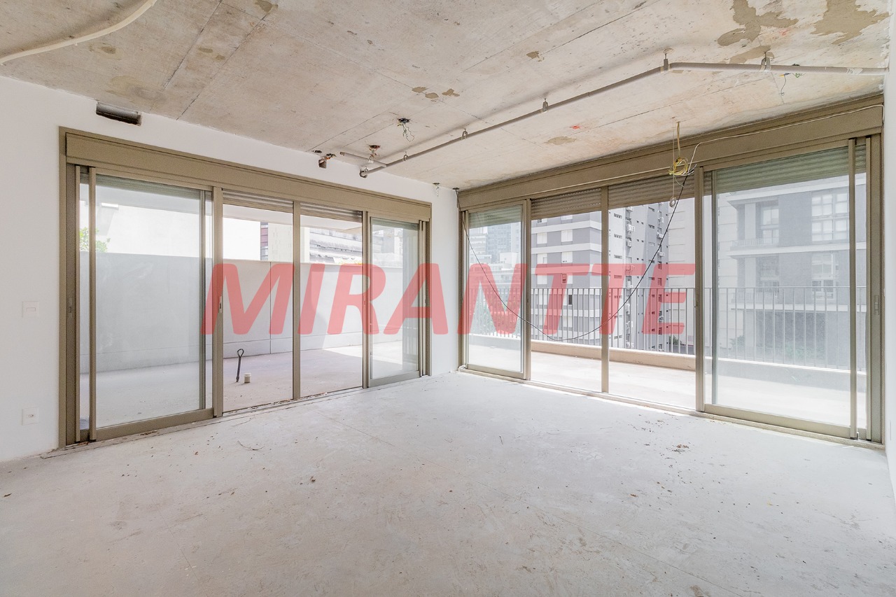 Apartamento de 277m² com 3 quartos em Jardim America