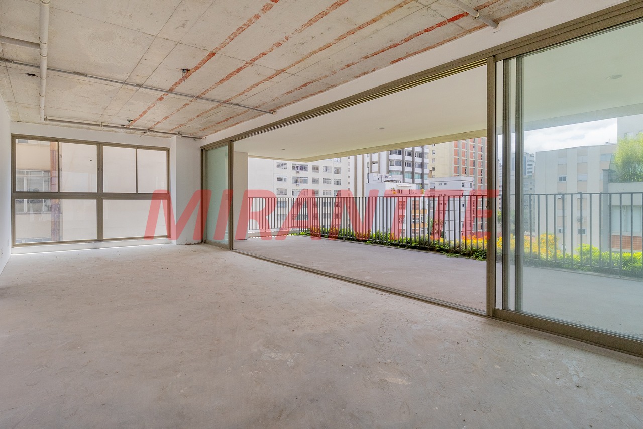 Apartamento de 277m² com 3 quartos em Jardim America
