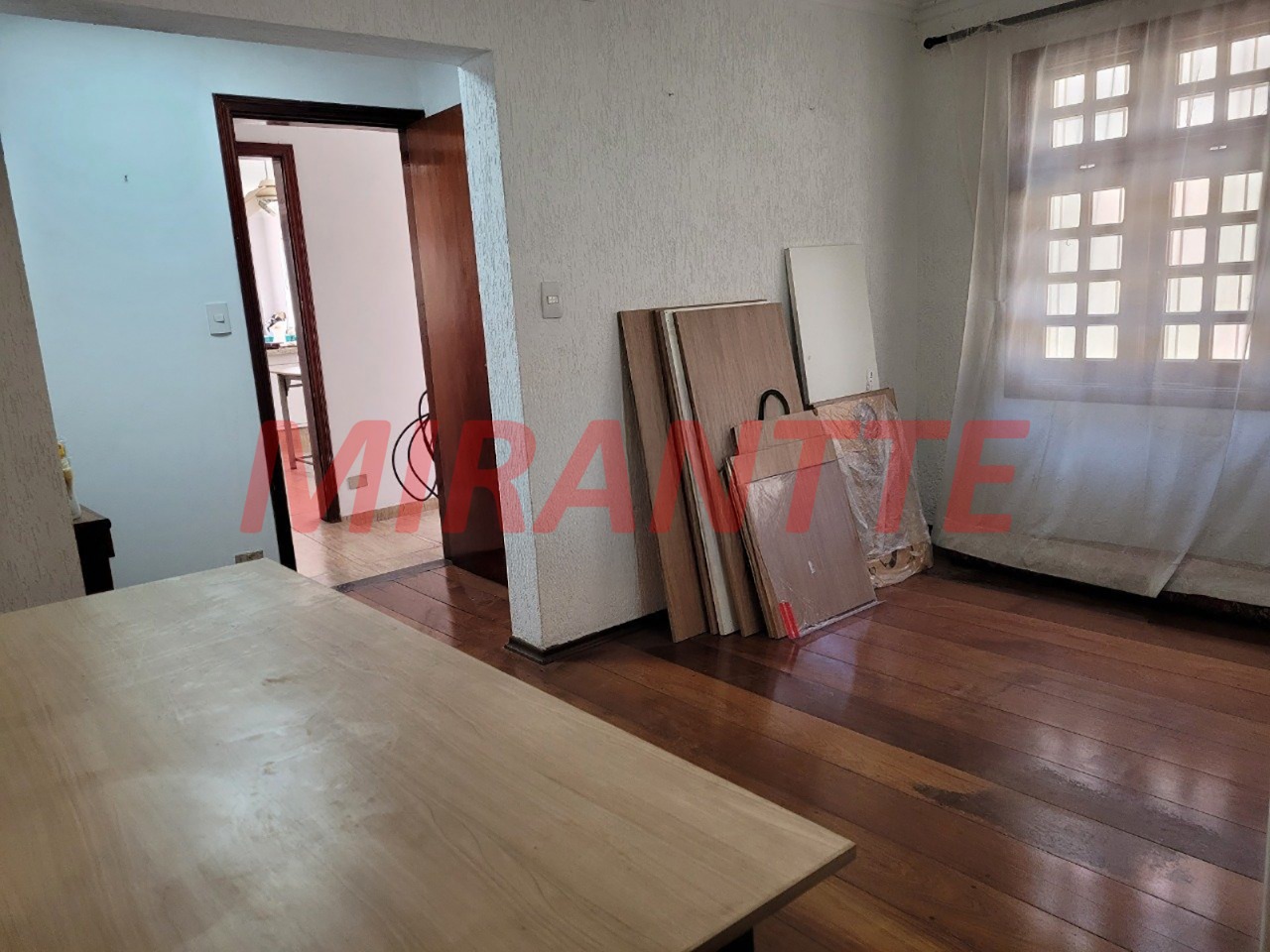 Sobrado de 476m² com 5 quartos em Vila Galvão