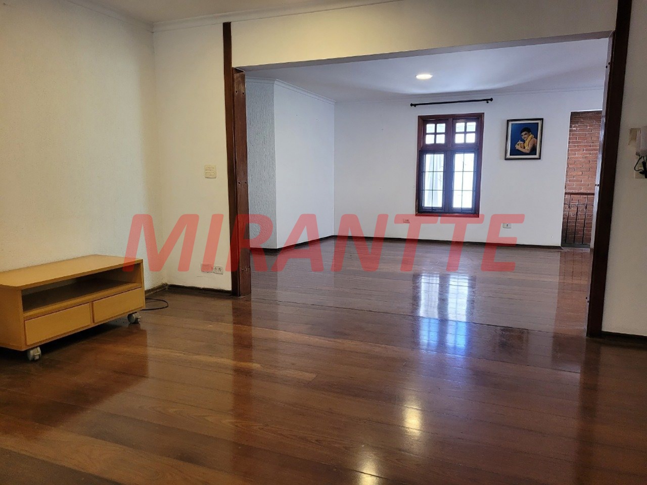 Sobrado de 476m² com 5 quartos em Vila Galvão