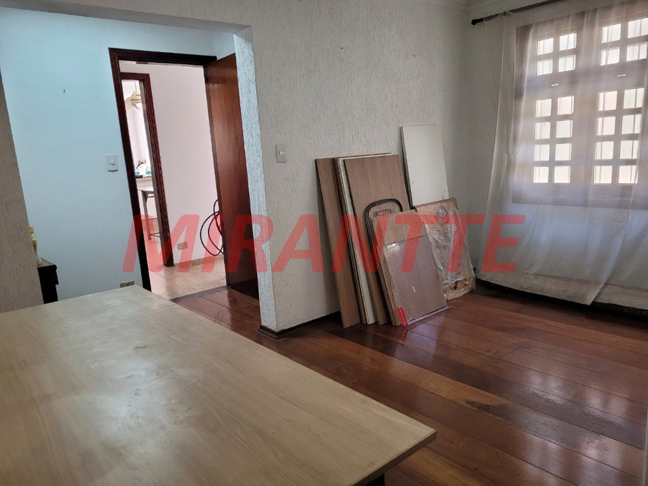 Sobrado de 476m² com 5 quartos em Vila Galvão