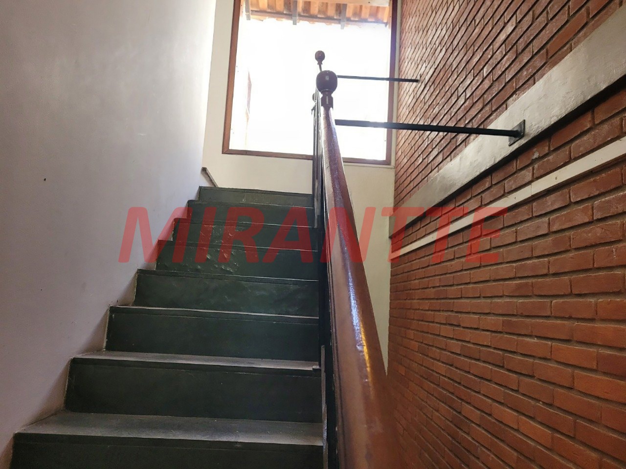 Sobrado de 476m² com 5 quartos em Vila Galvão