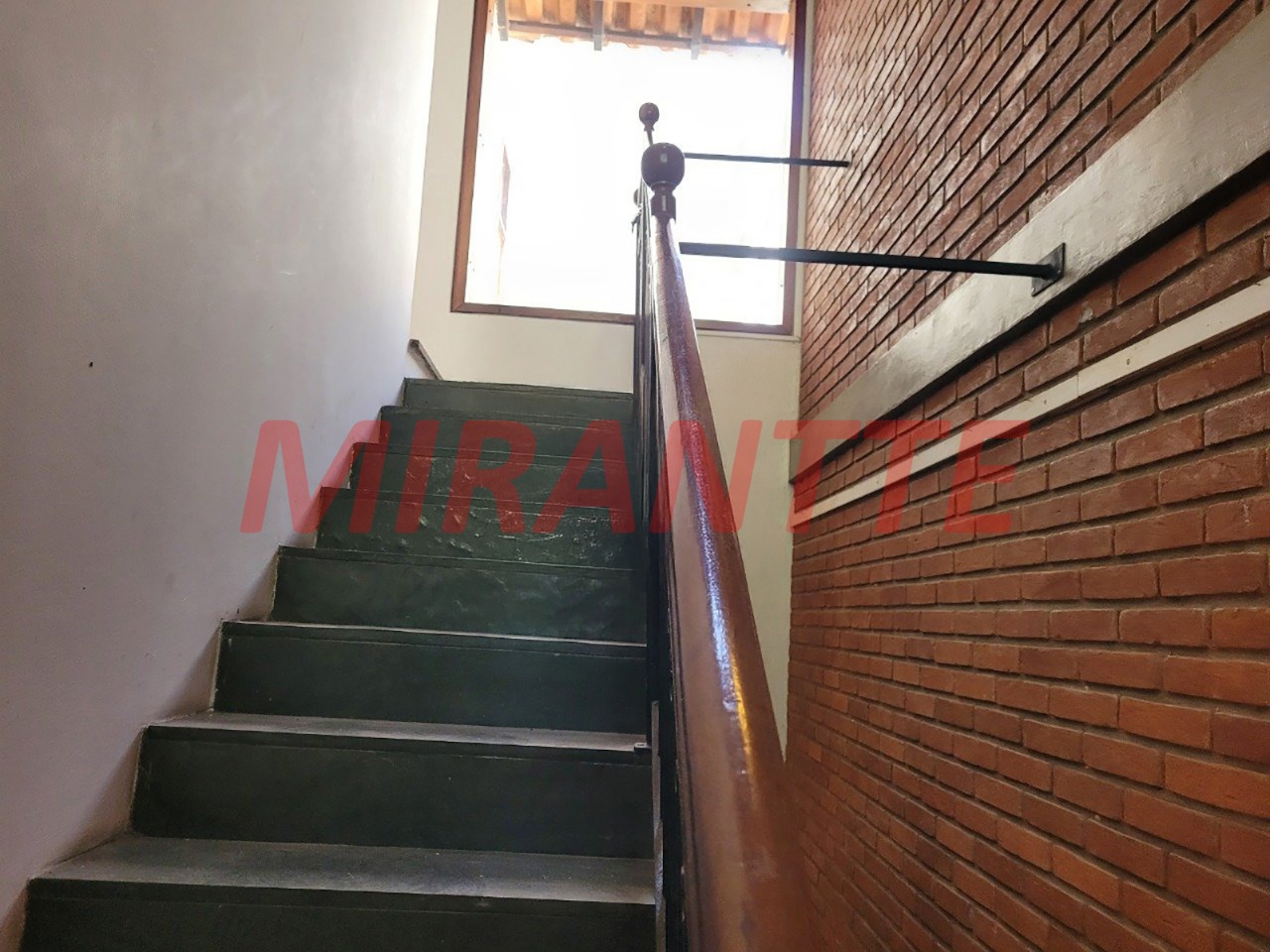 Sobrado de 476m² com 5 quartos em Vila Galvão