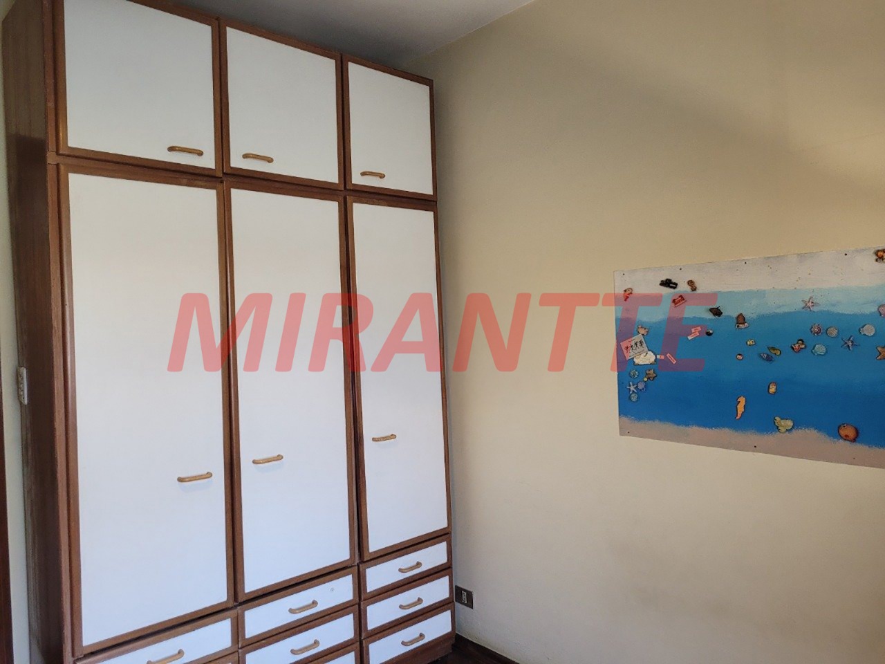 Sobrado de 476m² com 5 quartos em Vila Galvão