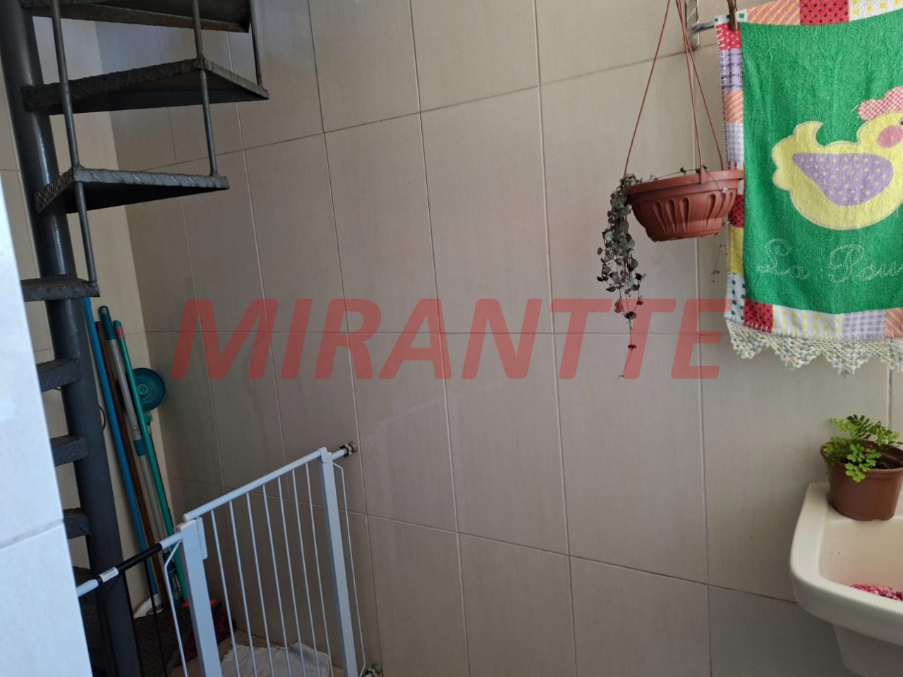 Sobrado de 160m² com 3 quartos em Vila Celeste