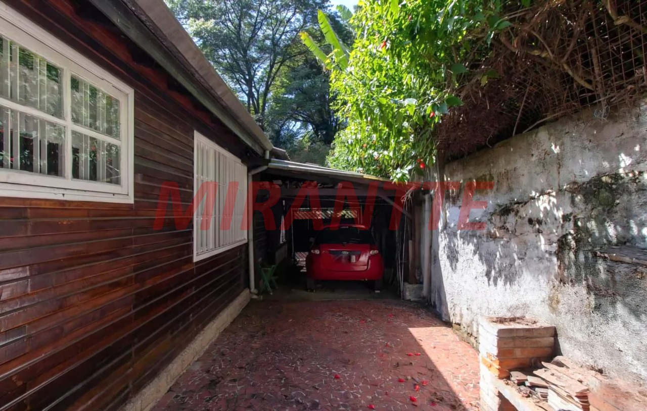 Casa terrea de 130m² com 3 quartos em Barro Branco (Zona Norte)
