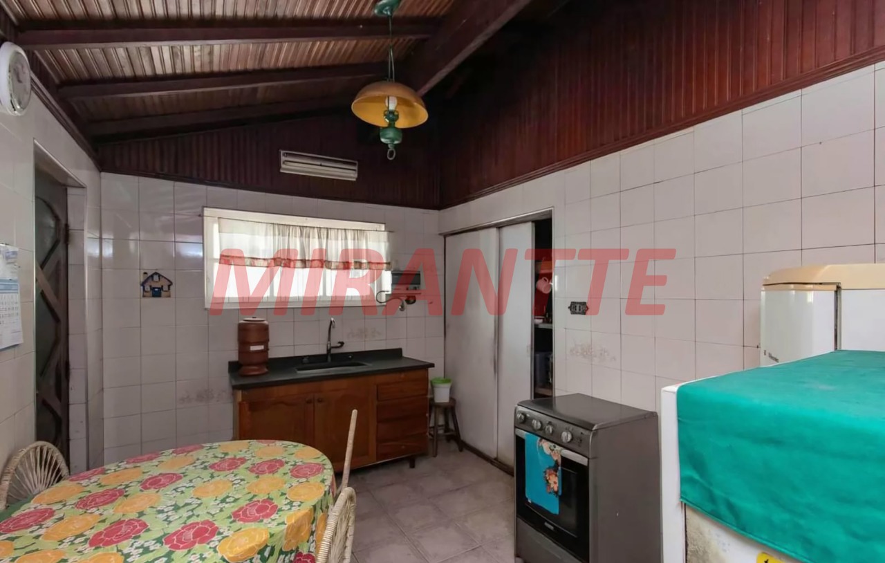 Casa terrea de 130m² com 3 quartos em Barro Branco (Zona Norte)