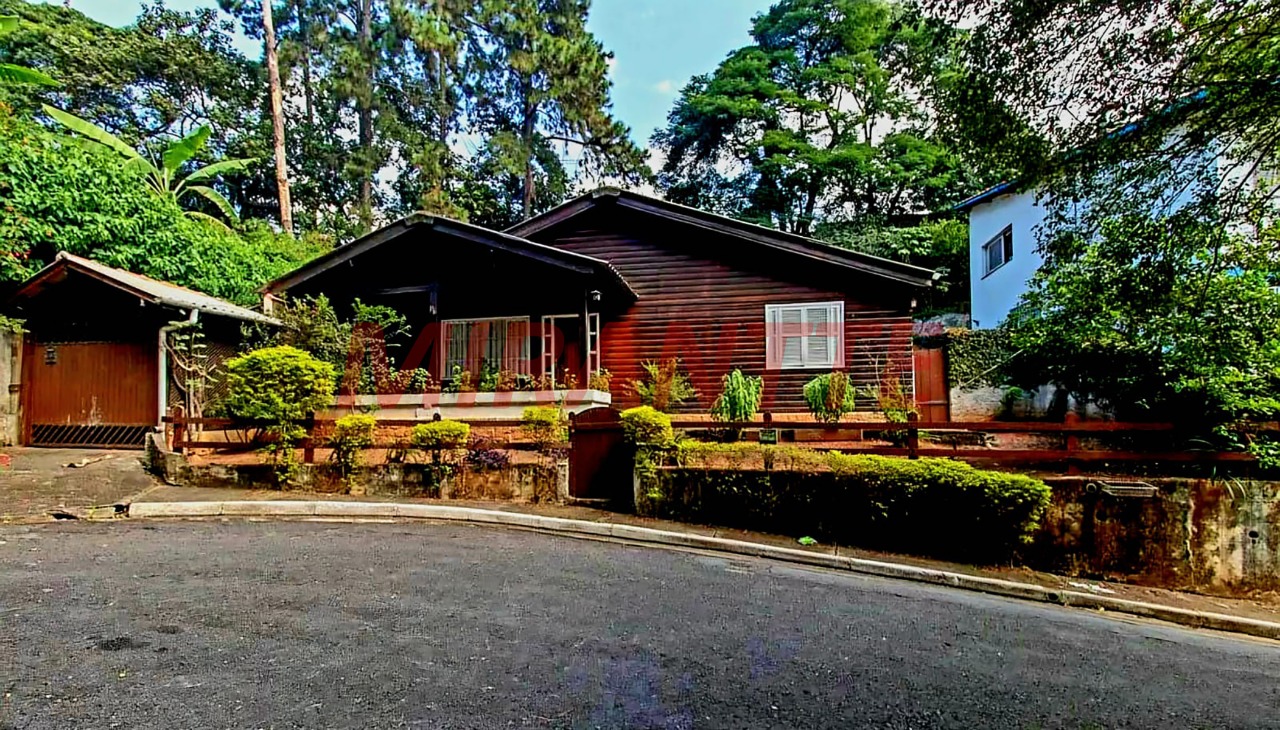 Casa terrea de 130m² com 3 quartos em Barro Branco (Zona Norte)