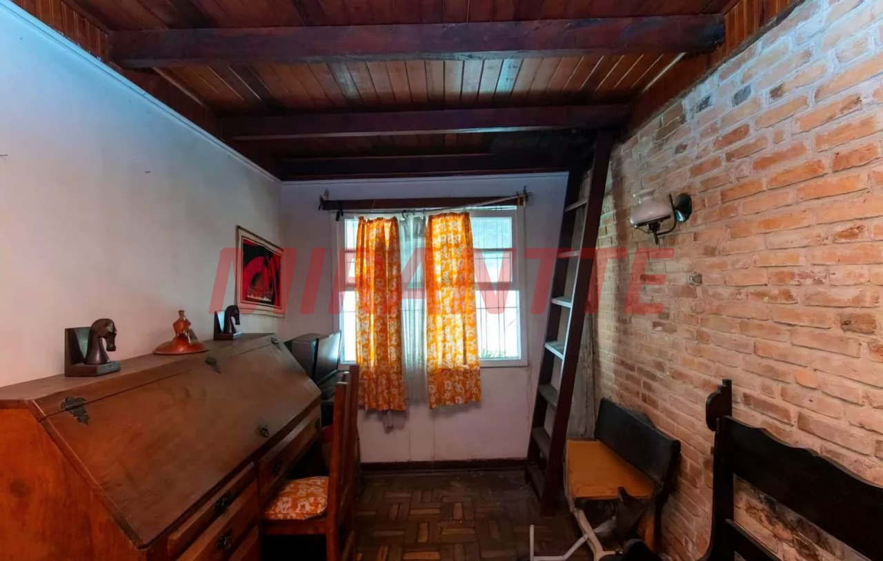 Casa terrea de 130m² com 3 quartos em Barro Branco (Zona Norte)