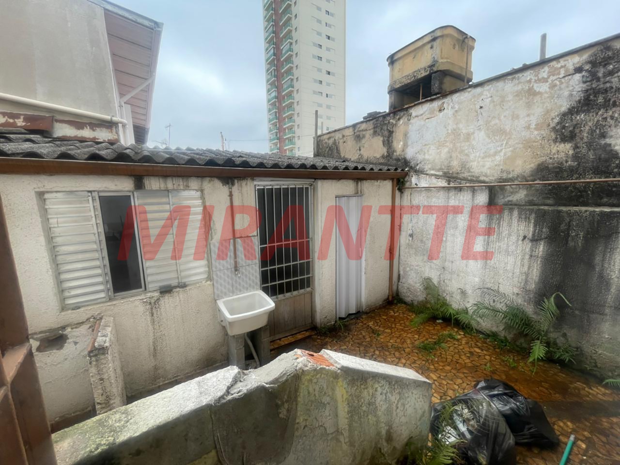Comercial de 120m² em Casa Verde